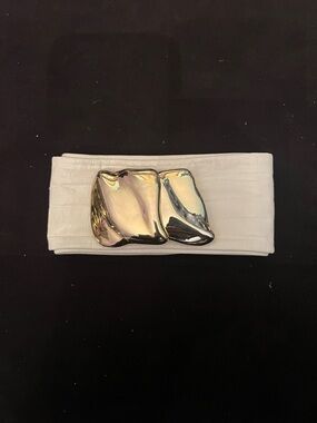 80’s Revcor White Leather Belt Chunky Golden Buckle